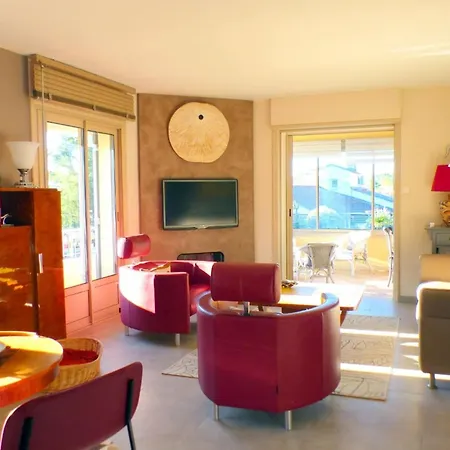 Hébergement de vacances House With Private Pool *